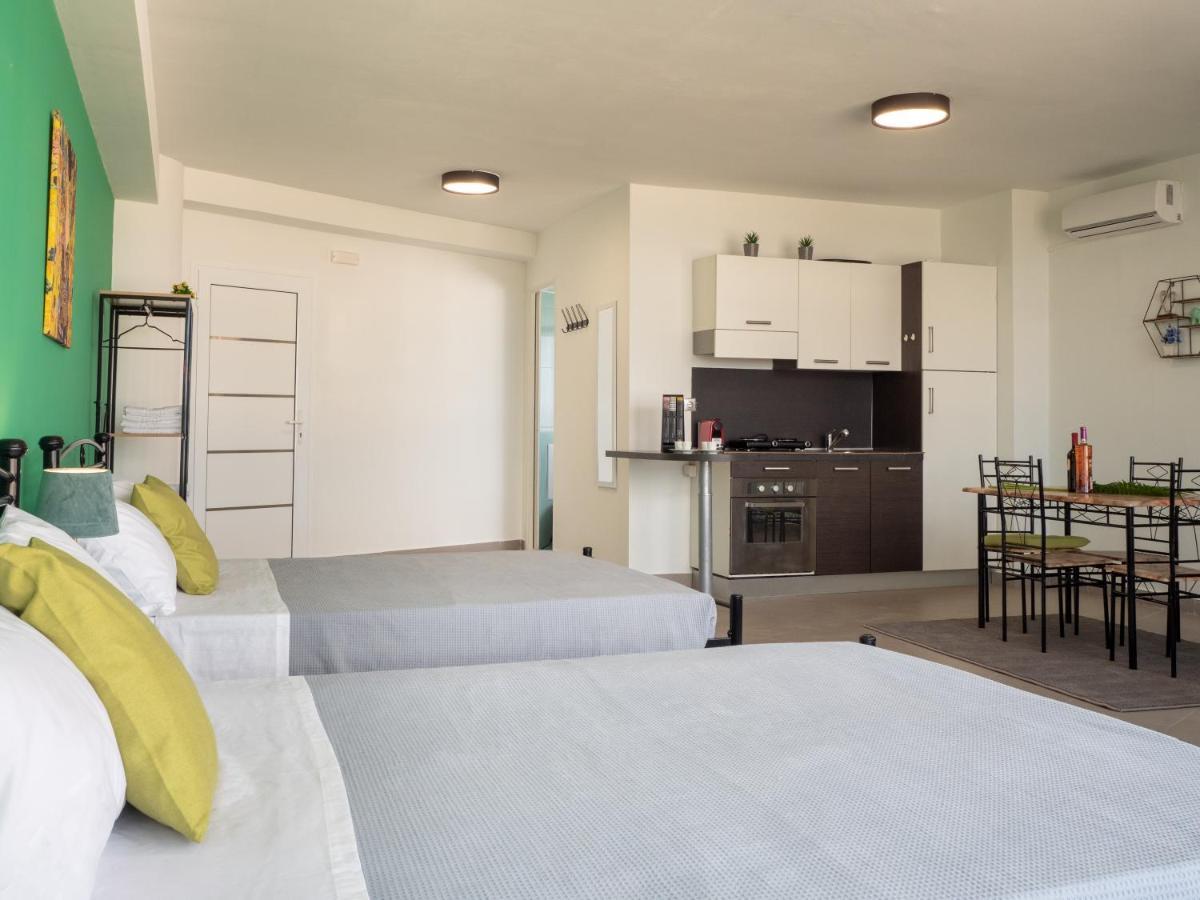 Marina View Rooms Rhodes City Esterno foto